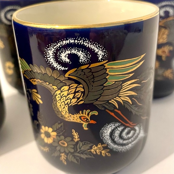 VTG Japanese Sake Cups Cobalt Blue Porcelain Gold Bird Floral Design Set of 4 - Picture 2 of 6